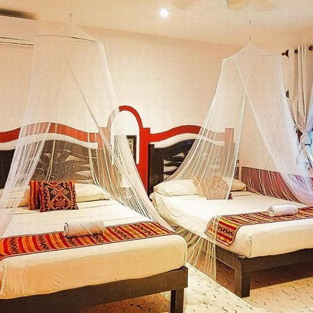 Beachfront Hacienda Del Cuyo Groundfloor מראה חיצוני תמונה
